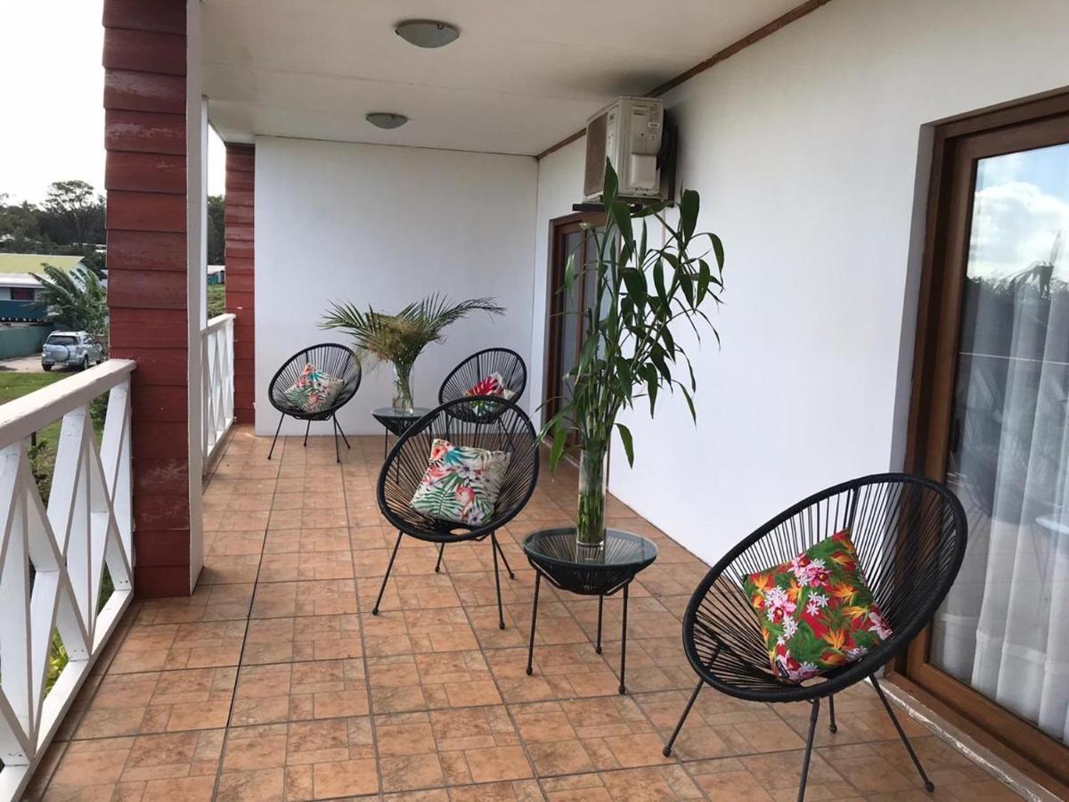 Teanehi Bed & Breakfast Hanga Roa Exterior photo