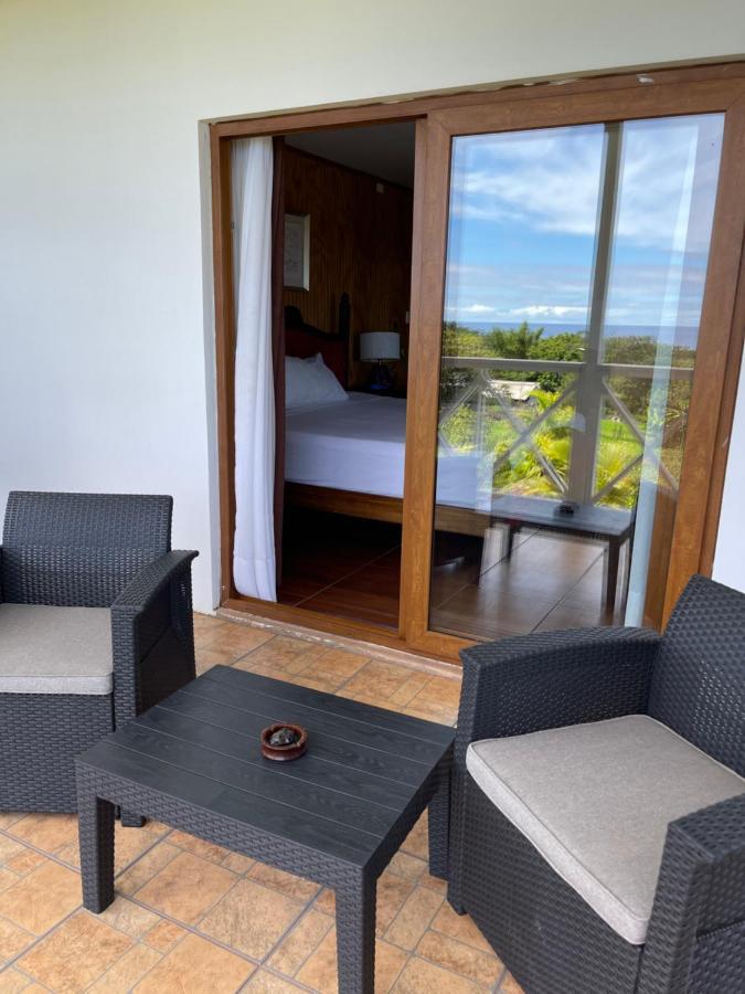 Teanehi Bed & Breakfast Hanga Roa Exterior photo