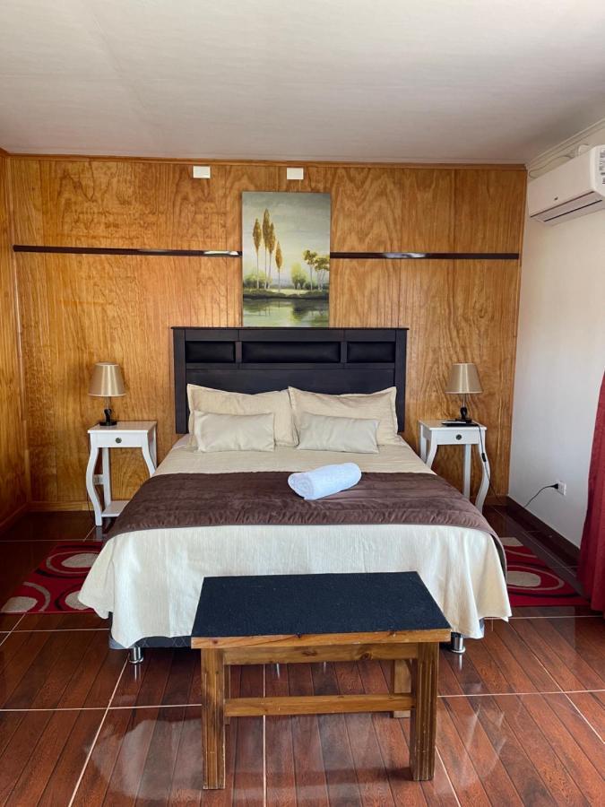 Teanehi Bed & Breakfast Hanga Roa Exterior photo