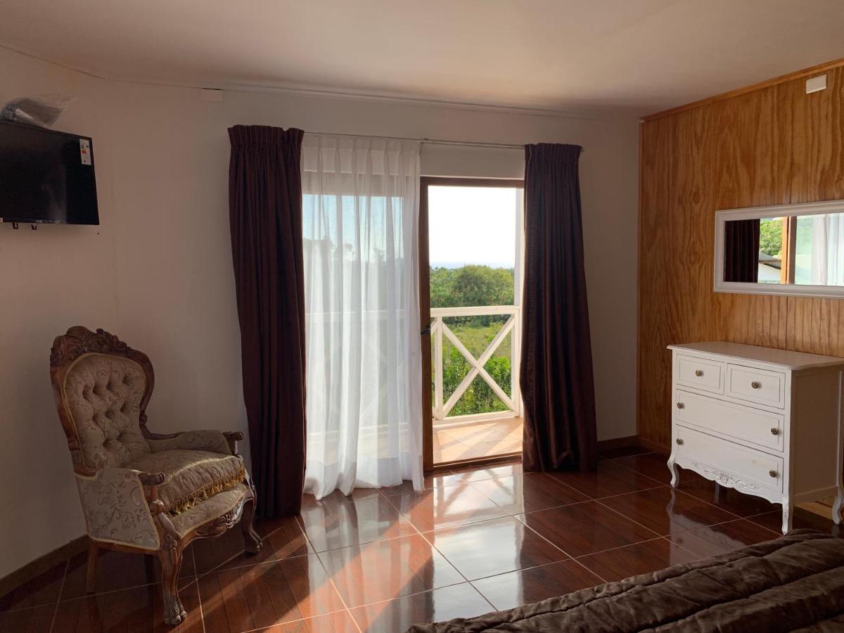 Teanehi Bed & Breakfast Hanga Roa Exterior photo